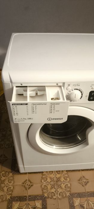 Maquina lavar roupa Indesit 7kg