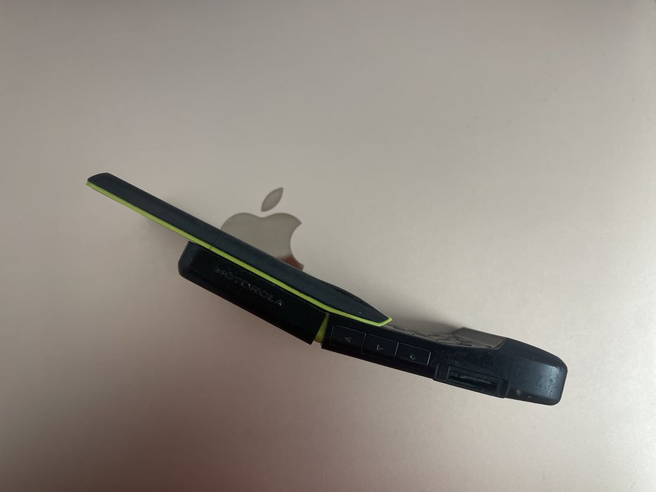 Motorola RIZR Z8 в колекцію