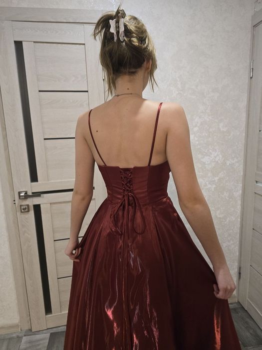 Випускна сукня 42-44 розмір