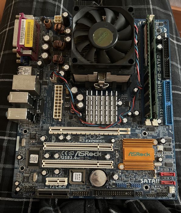 Материнская плата ASRock K8NF4G-SATA2.