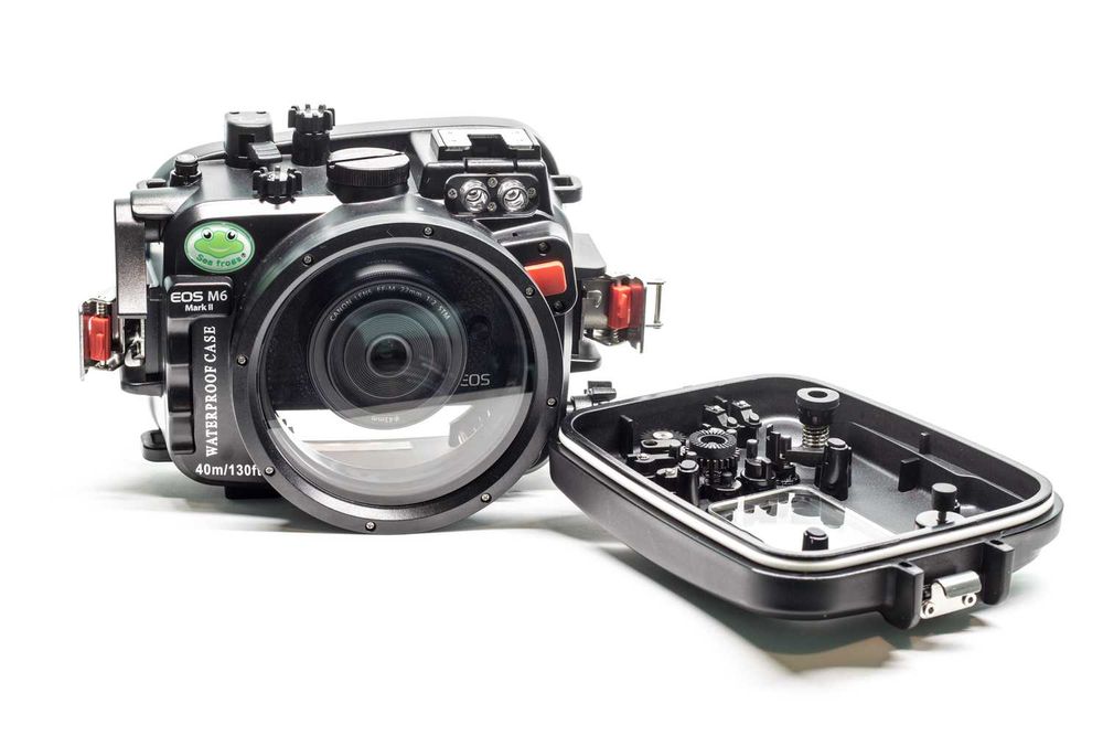 Canon M6 Mark II + caixa estanque Seafrogs + Acessórios