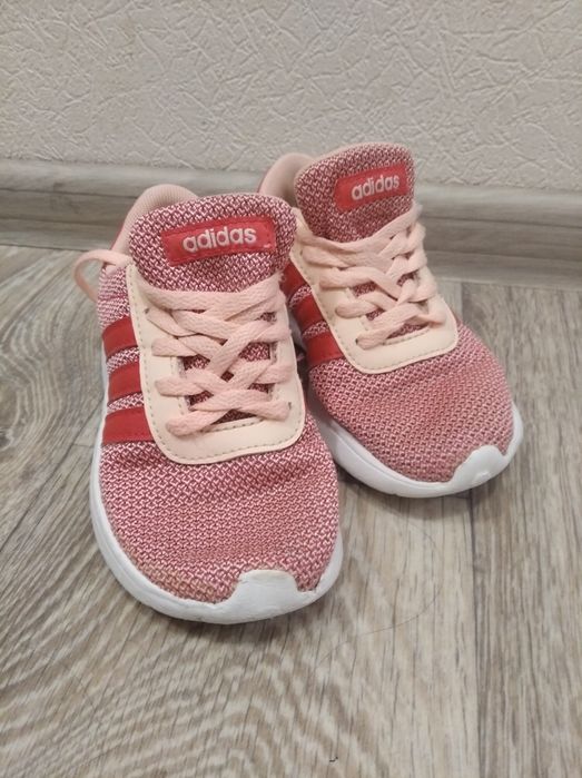 Кросівки Adidas 29