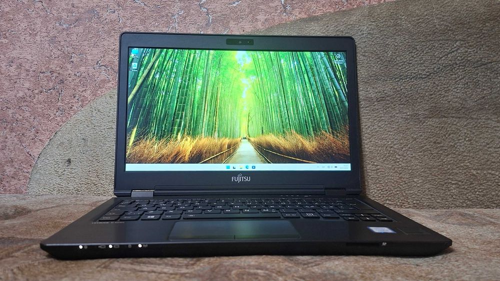 Ноутбук Fujitsu LIFEBOOK U728 | Intel Core I5