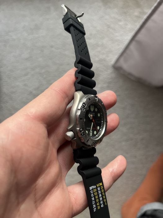 Citizen Promaster 200m Automatic Titanium