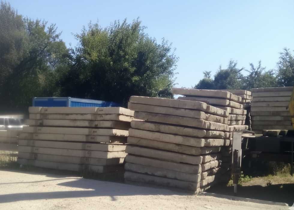 Плити дорожні. Організуємо доставку та розвантаження.