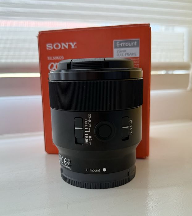 Об’єктив Sony FE 50mm f/2.8 Macro (SEL50M28)