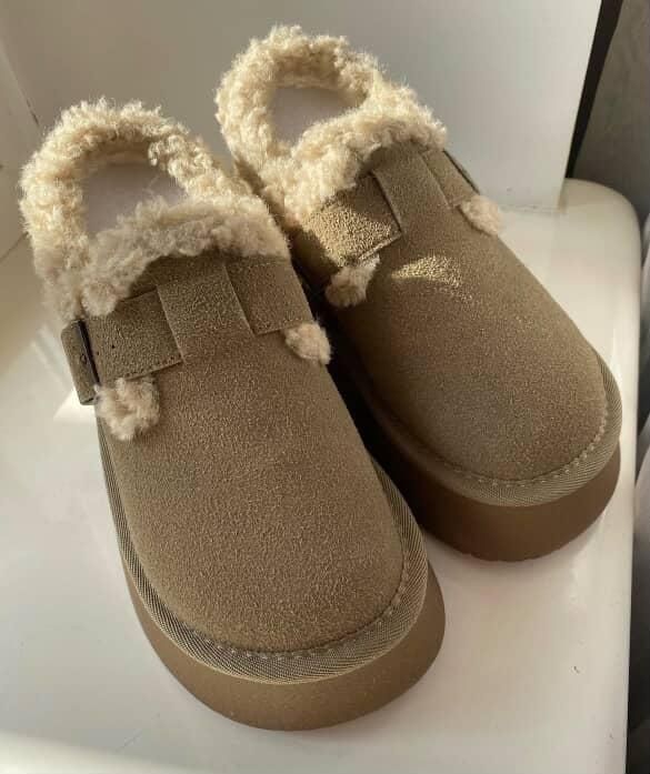 Продам зимові черевички уги на платформі Ugg