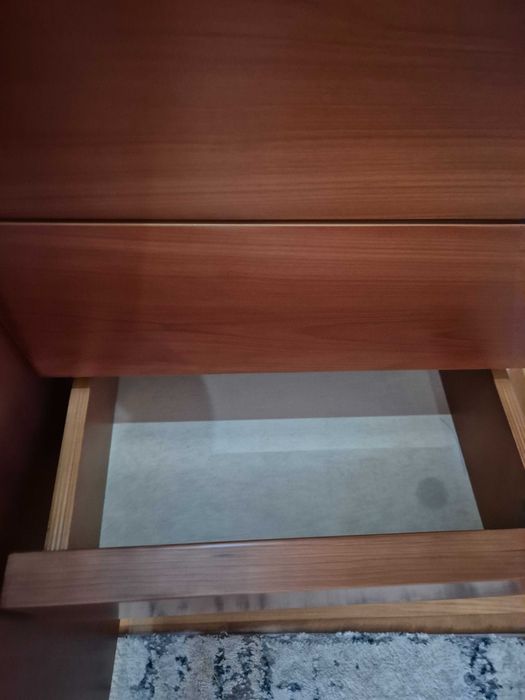 Aparador em Cerejeira