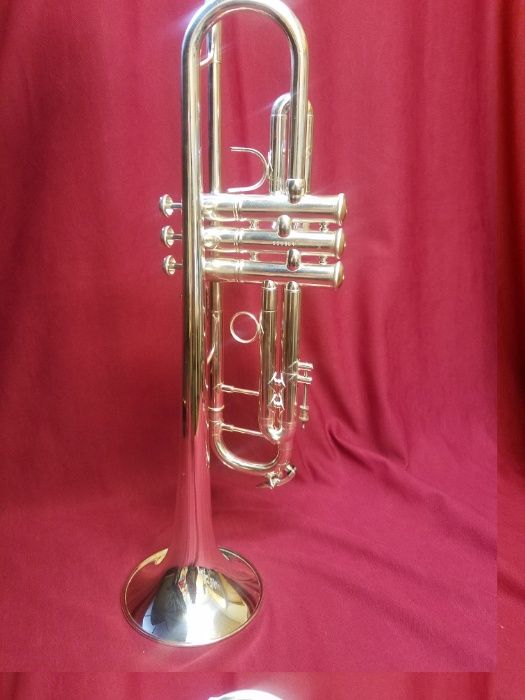 trąbka Bach Stradivarius 37*ML