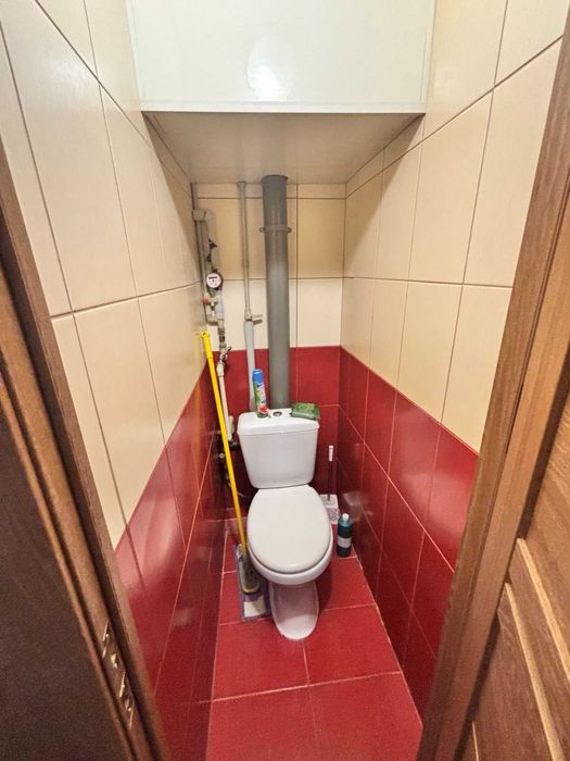 Продается 2-комнатная квартира, р-н Артема.  Торг