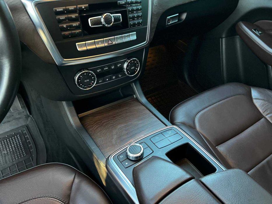 Mercedes-Benz M-Class 2013