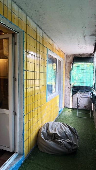 ПРОДАМ квартиру ЖМ Тополь 2 ПОВЕРХ +велика ЛОДЖІЯ