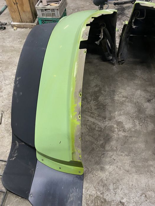 Błotniki, nadkola tył claas Axion seria 800 A09 #204