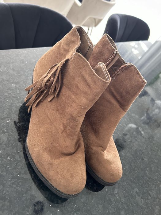 Botas impecáveis 38