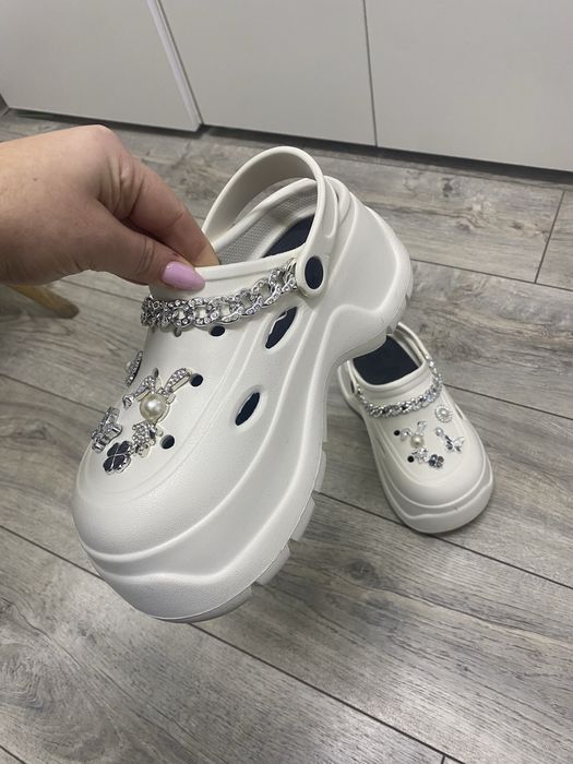 Крокси  стильні на платформі