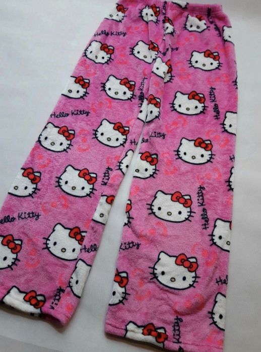 Nowe Pluszowe Spodnie Hello Kitty różowe Piżama OKAZJA