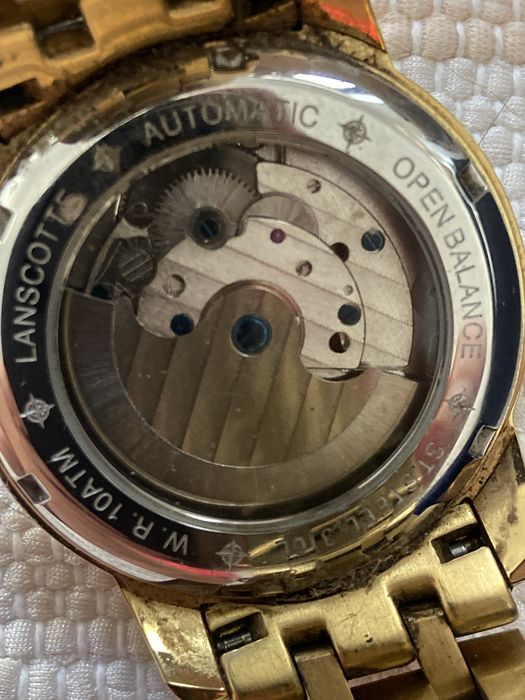 Relogio dourado - opal whatch