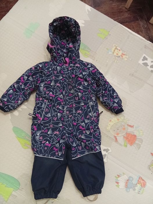 Зимний комбинезон для девочки