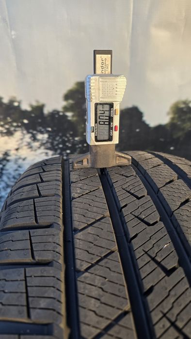 P24 4 x 225/45R18 Vredestein Quatrac Pro+ 95Y XL opony wielosezonowe