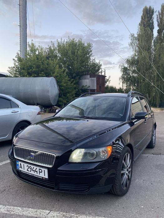 Продам автомобіль Volvo V50