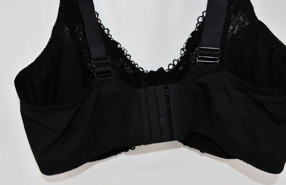 Biustonosz miękki z fiszbinami Bonprix 95E