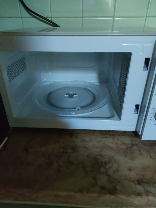 Microondas novo   na garantia ainda