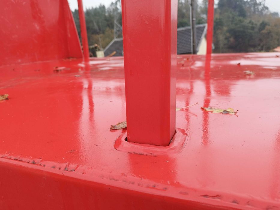 Reboque 5 estivas/porta contentores