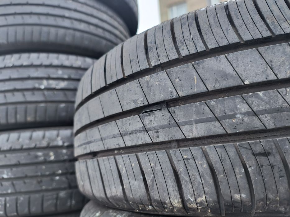 205/55R17 Good year Efficient