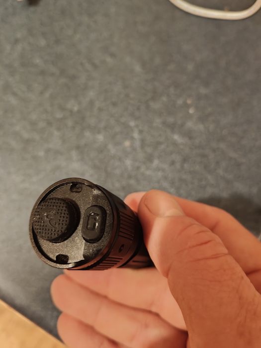 Latarka Fenix PD36R PRO  jak nowa
