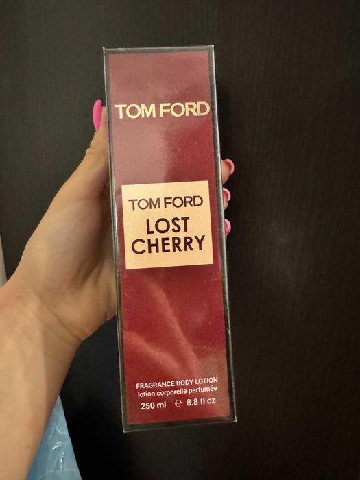 Perfumujący balsam do ciała Tom Ford Lost Cherry Exclusive EURO