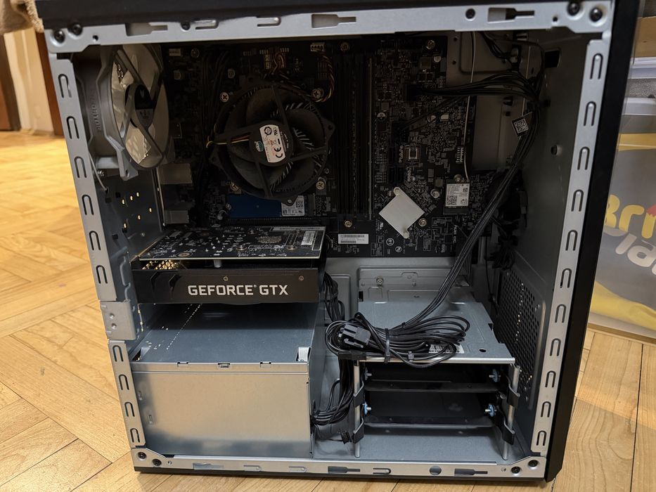 Komputer stacjonarny Acer Nitro, i5, Ram 8gb, windows 11