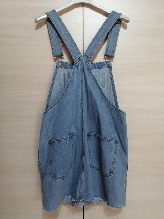 Jeansowa sukienka ogrodniczka Bershka 32 XXS