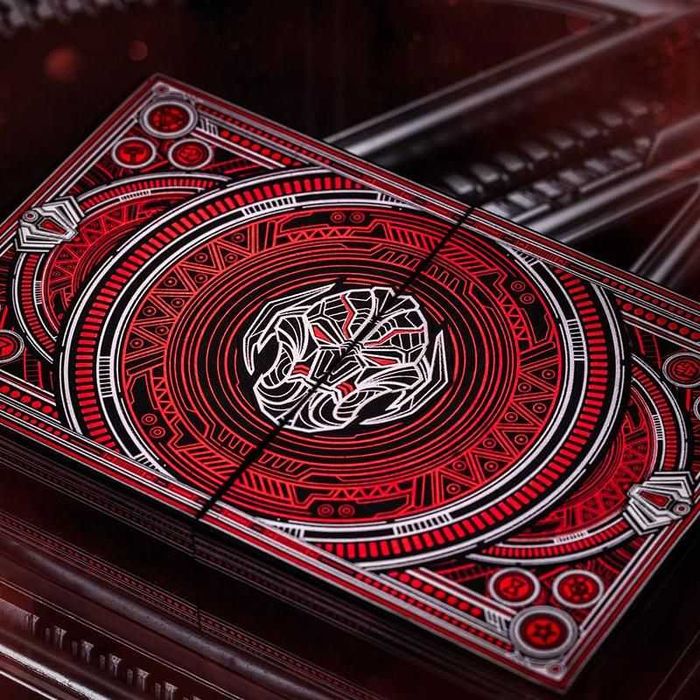 Avengers: Ultron Playing Cards (2 baralhos incluidos)