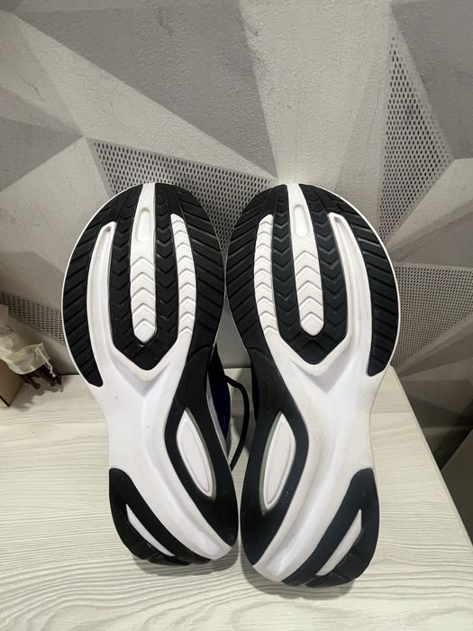 Кросівки Saucony Guide 15