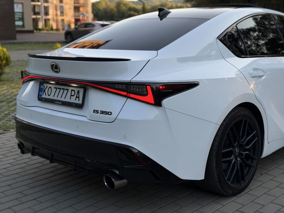 Lexus IS 350 2023p / 64 тис км / задній привід