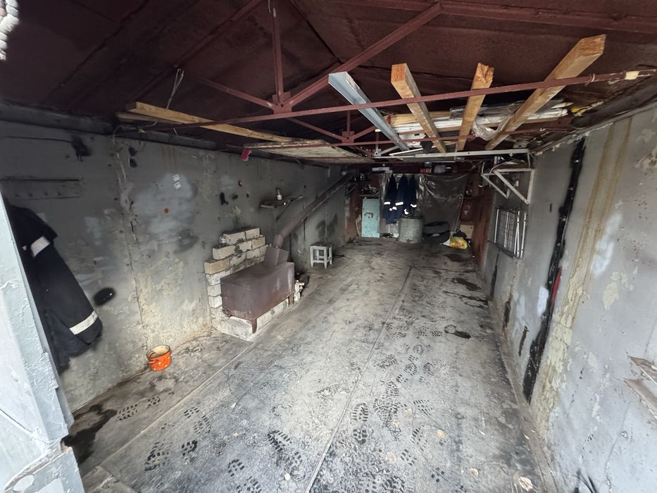 ГАРАЖ на 2 авто 3*8м Світло Буржуйка АНТ/Садочок #4 Можна в оренду