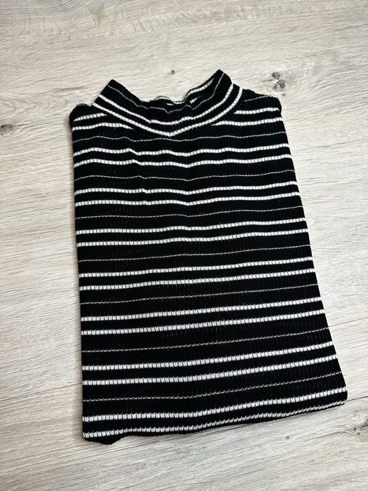 Półgolf damski w paski | czarny z białymi paskami | M / 38