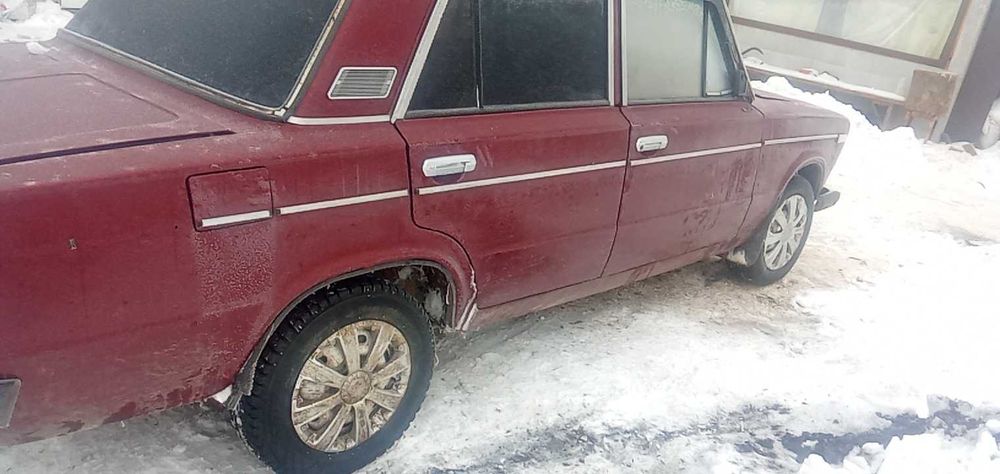 ВАЗ 2106 на ходу мотор 1.6