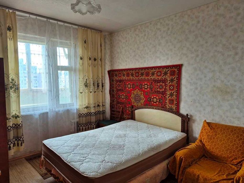 Продаж 2-кімнатної квартири, Дарницький район, метро Позняки, вулиця Ахматової Анни.