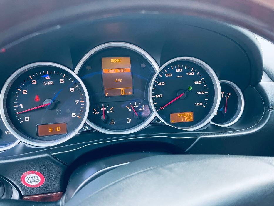 Porsche Cayenne 93т.км. Без подкрасов. Идеальный.