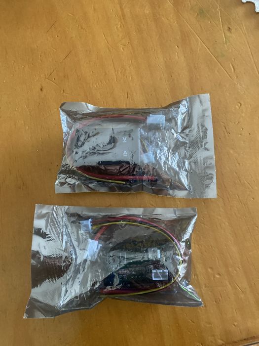 Vendo dois Voltimetro - amperimetro64584766690306121