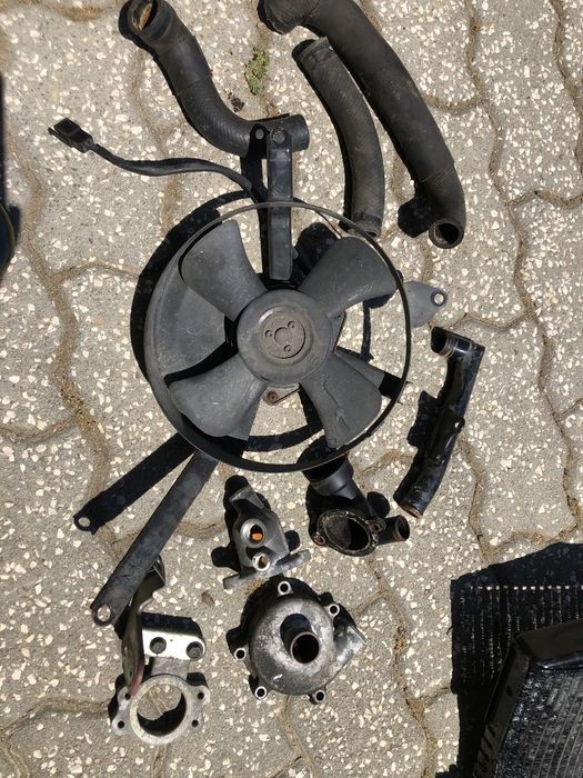 Peças suzuki RF600R