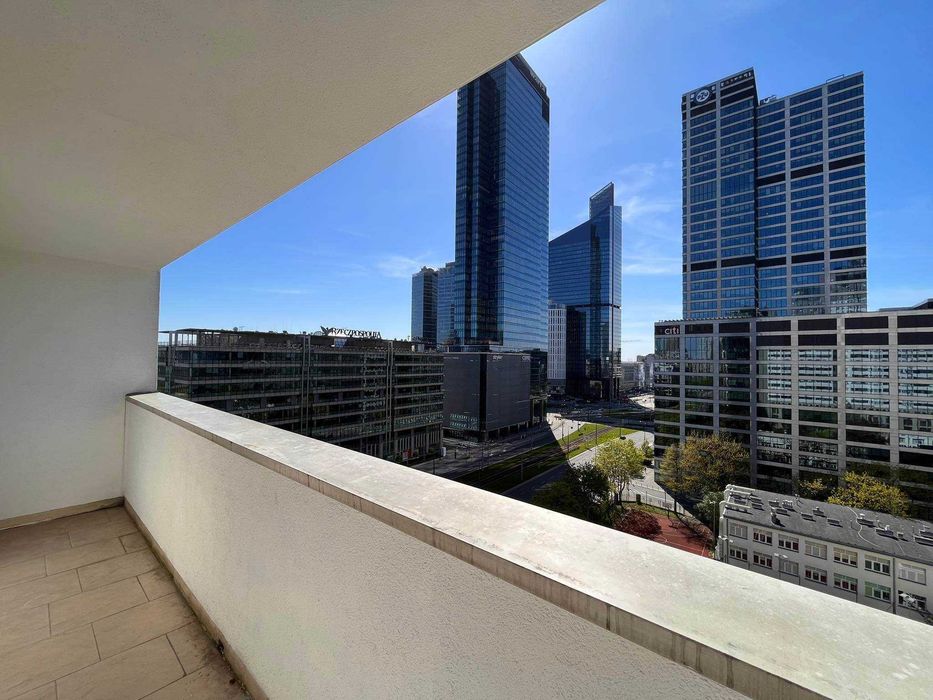 Apartament w centrum Warszawy z Darmowym Parkingiem