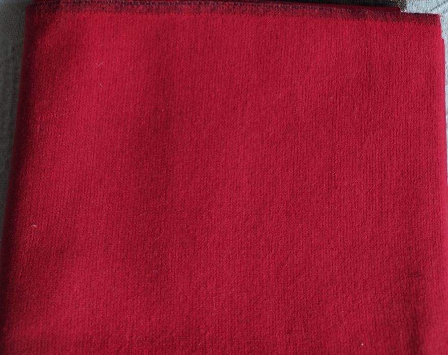 Відрізи тканин Гіпюр