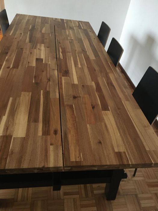 Mesa de sala e 6 cadeiras