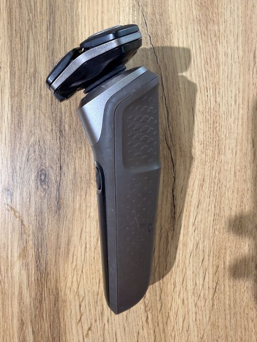 Електробритва Philips Series 5000 SkinIQ (S5589)