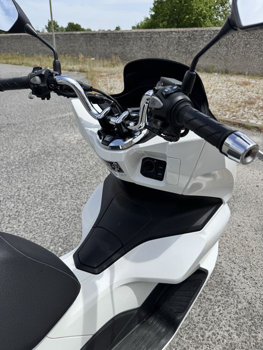 Honda PCX 125 - 2023 - Apenas 7000 kms