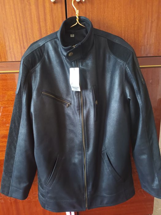 Продам чоловічу куртку 56 розмір