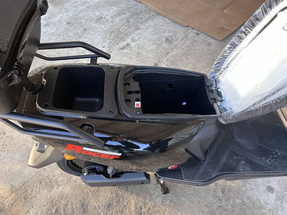 Безкоштовна доставка‼️.Електричний скутер Corso Racer (1200W72V/25Ah)