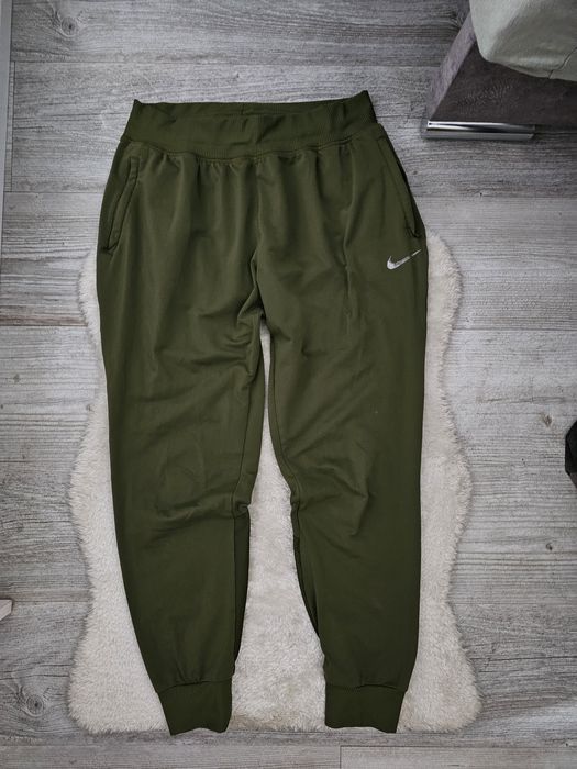 Spodnie dresowe Nike Rozmiar S Zielone khaki dres dresy Nike Swoosh
